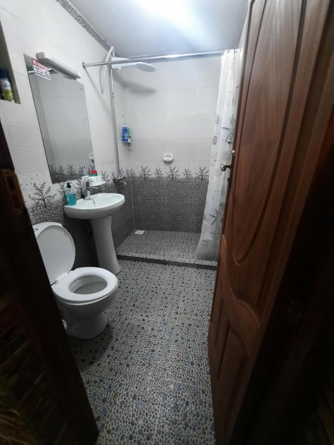 The Wonky House Apartment Timau Luaran gambar