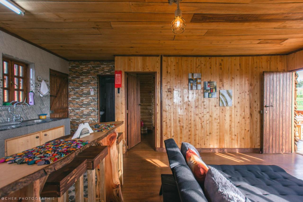 The Wonky House Apartment Timau Luaran gambar