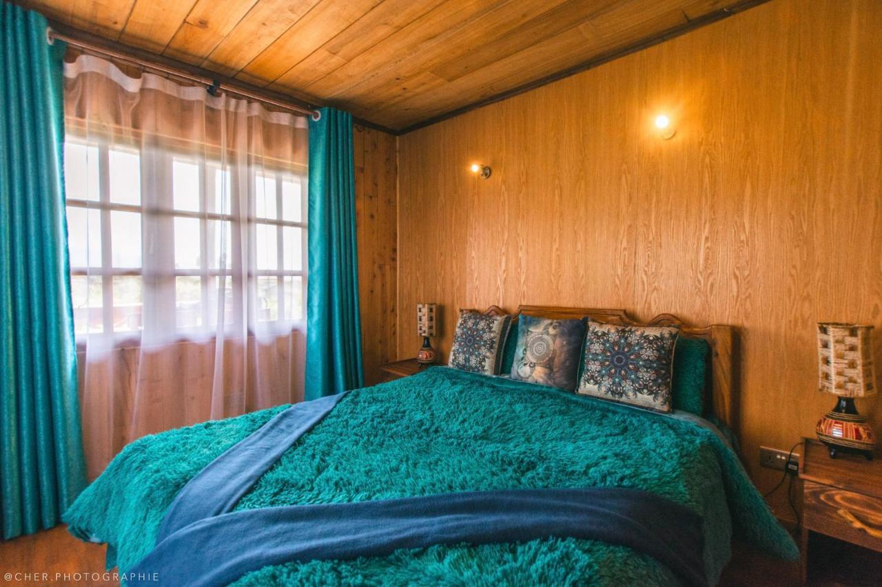 The Wonky House Apartment Timau Luaran gambar